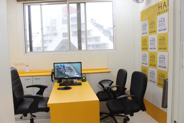 HairDoc consultation room and clinical environment